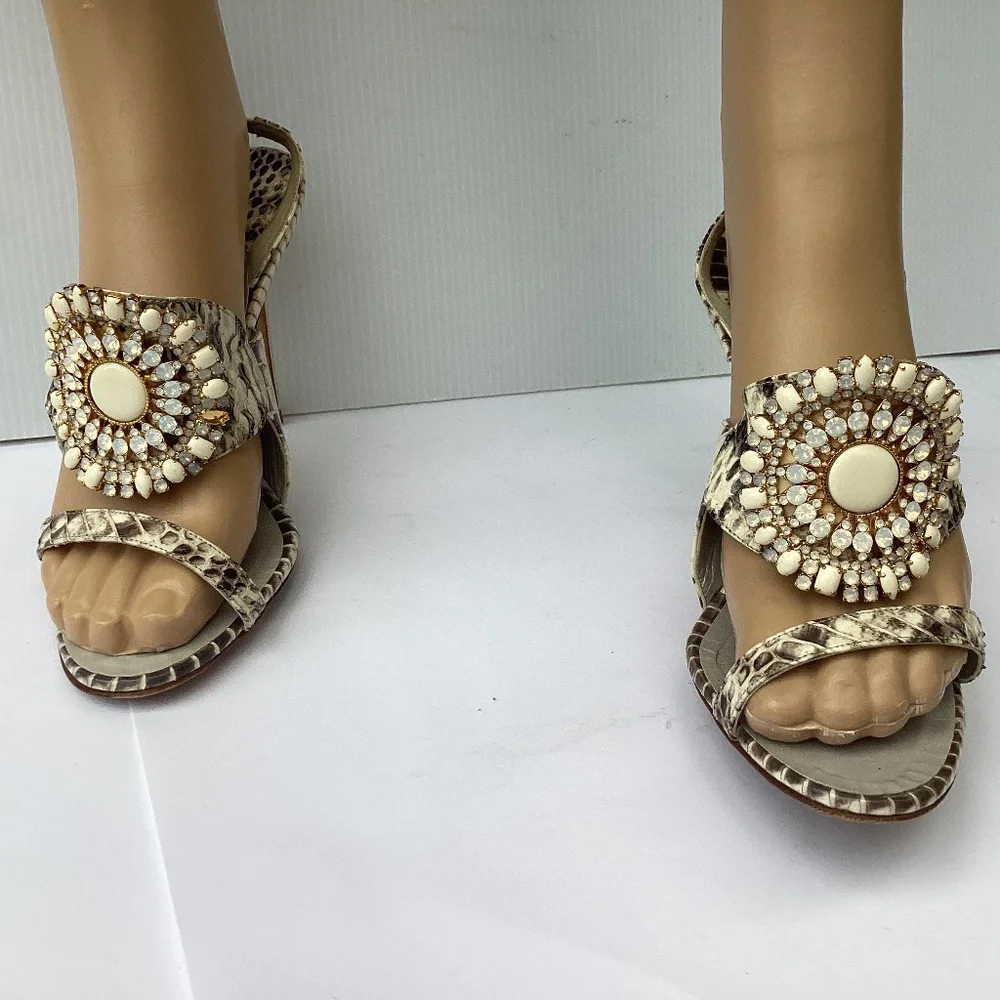 Manolo Blahnik Ronda Snake Embellished Slingback Heels 38.5 / 8 - Picture 2 of 12